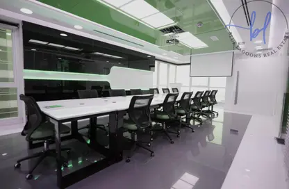 مكتب - استوديو - 1 حمام للبيع في برج لطيفة - شارع الشيخ زايد - دبي