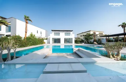 Villa - 4 Bedrooms - 6 Bathrooms for rent in Jumeirah Park Homes - Jumeirah Park - Dubai