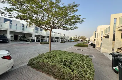 Townhouse - 3 Bedrooms - 5 Bathrooms for rent in Janusia - The Roots DAMAC Hills 2 - Damac Hills 2 - Dubai