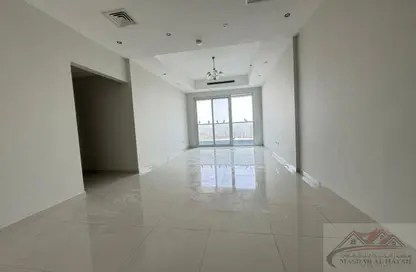 Apartment - 2 Bedrooms - 3 Bathrooms for rent in Sahara Tower 4 - Sahara Complex - Al Nahda - Sharjah