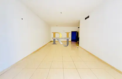 Apartment - 2 Bedrooms - 2 Bathrooms for rent in Mankhool Building - Mankhool - Bur Dubai - Dubai