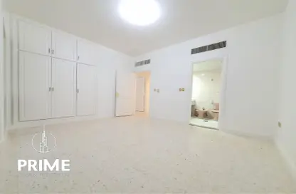 Apartment - 2 Bedrooms - 2 Bathrooms for rent in Airport Road - Abu Dhabi
