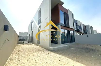 Townhouse - 4 Bedrooms - 4 Bathrooms for rent in Cherrywoods - Dubai Land - Dubai