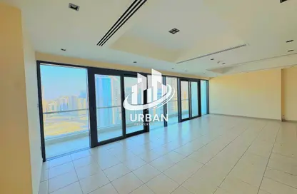 شقة - 3 غرف نوم - 5 حمامات للايجار في الخان - الشارقة