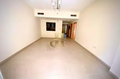 Apartment - 1 Bedroom - 2 Bathrooms for rent in May Residence - Jumeirah Village Circle - Dubai