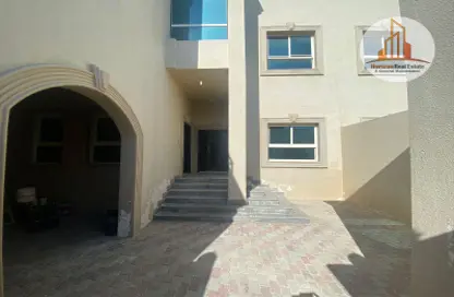 Outdoor Building image for: Villa - 5 Bedrooms - 4 Bathrooms for rent in Shakhbout City - Abu Dhabi, Image 1