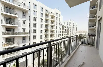 Apartment - 3 Bedrooms - 4 Bathrooms for rent in Zahra Apartments 2B - Zahra Apartments 2 - Zahra Apartments - Town Square - Dubai