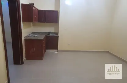 Kitchen image for: Apartment - 1 Bedroom - 1 Bathroom for rent in Al Mraijeb - Al Jimi - Al Ain, Image 1