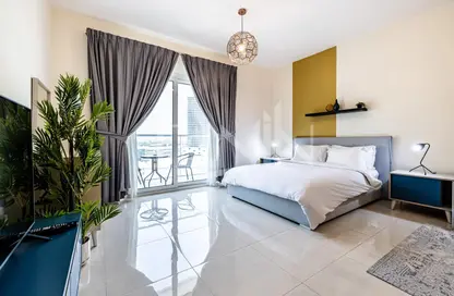صورة لـ غرفة- غرفة النوم شقة - 1 حمام للايجار في AG برج - الخليج التجاري - دبي ، صورة رقم 1
