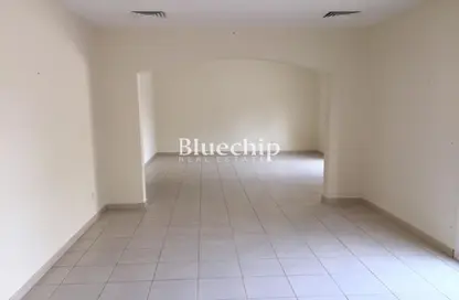 Villa - 3 Bedrooms - 4 Bathrooms for rent in Meadows 1 - Meadows - Dubai