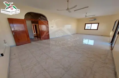 Apartment - 3 Bedrooms - 3 Bathrooms for rent in Central District - Al Ain