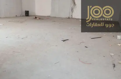 Warehouse - Studio - 1 Bathroom for rent in Umm Al Thuoob - Umm Al Quwain