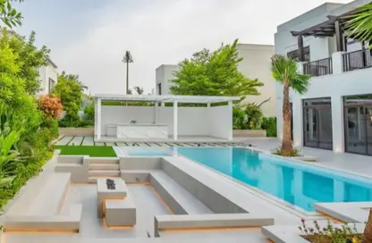 Villa - 4 Bedrooms - 6 Bathrooms for rent in Jumeirah Park Homes - Jumeirah Park - Dubai