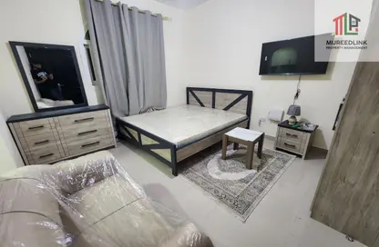 Apartment - Studio - 1 Bathroom for rent in Al Muroor Building - Sultan Bin Zayed the First Street - Muroor Area - Abu Dhabi