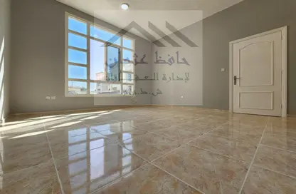 Apartment - 1 Bathroom for rent in Between Two Bridges - Abu Dhabi