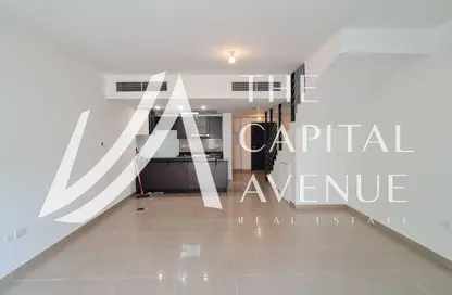 Townhouse - 3 Bedrooms - 3 Bathrooms for sale in Contemporary Style - Al Reef Villas - Al Reef - Abu Dhabi