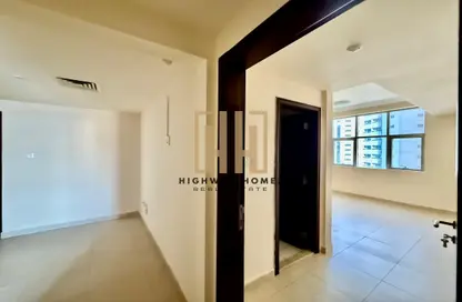 Apartment - 2 Bedrooms - 3 Bathrooms for rent in Style Tower - Al Khan Lagoon - Al Khan - Sharjah