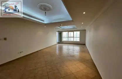 Apartment - 2 Bedrooms - 3 Bathrooms for rent in Al Khan Lagoon Tower - Al Khan Lagoon - Al Khan - Sharjah