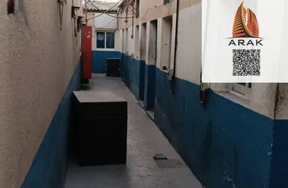 عمارة بالكامل - 8 غرف نوم - 8 حمامات للايجار في بناية اس جي 10 - المنطقة الصناعية رقم 10 - المنطقة الصناعية بالشارقة - الشارقة عمارة بالكامل - 8 غرف نوم - 8 حمامات للايجار في بناية اس جي 10 - المنطقة الصناعية رقم 10 - المنطقة الصناعية بالشارقة - الشارقة