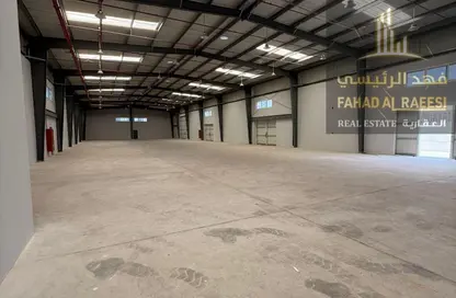 Warehouse - Studio - 3 Bathrooms for rent in Al Sajaa Industrial - Al Sajaa - Sharjah