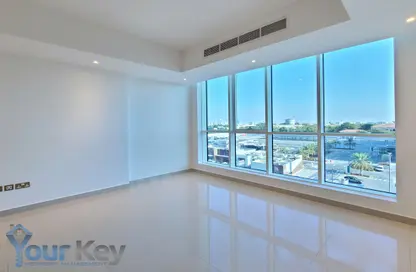 Apartment - 3 Bedrooms - 4 Bathrooms for rent in Al Shaheen Tower - Al Khalidiya - Abu Dhabi