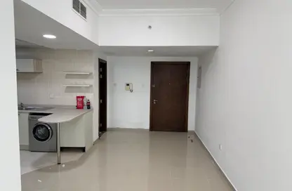 Apartment - 1 Bedroom - 2 Bathrooms for rent in Ontario Tower - Business Bay - Dubai