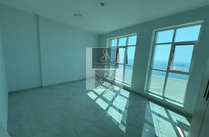 Apartment - 3 Bedrooms - 3 Bathrooms for rent in Ajman Corniche Residences - Ajman Corniche Road - Ajman