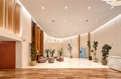 صورة لـ استقبال / بهو شقة - غرفة نوم - 2 حمامات للبيع في سكاي جاردنز - مركز دبي المالي العالمي - دبي ، صورة رقم 1
