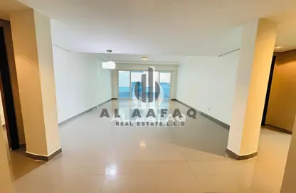 Apartment - 2 Bedrooms - 3 Bathrooms for rent in Blue Tower - Al Majaz 3 - Al Majaz - Sharjah