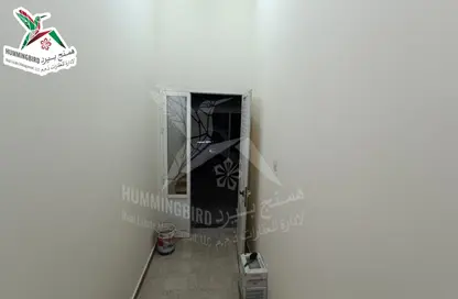 Hall / Corridor image for: Apartment - 2 Bedrooms - 2 Bathrooms for rent in Al Dafeinah - Asharej - Al Ain, Image 1