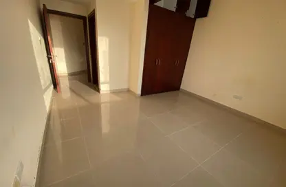شقة - 2 غرف نوم - 3 حمامات للايجار في المجاز 2 - المجاز - الشارقة