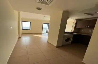 شقة - غرفة نوم - 2 حمامات للايجار في برج ويمبلدون - مدينة دبي الرياضية - دبي