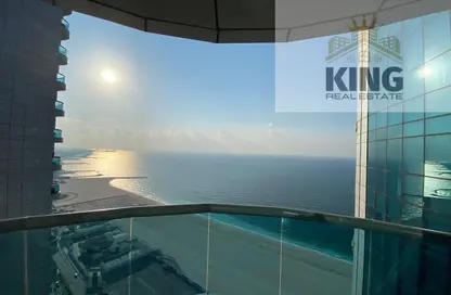 شقة - 2 غرف نوم - 3 حمامات للبيع في برج الكورنيش - طريق كورنيش عجمان - عجمان