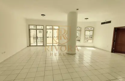 Apartment - 3 Bedrooms - 4 Bathrooms for rent in Al Murooj Complex - Zabeel - Dubai