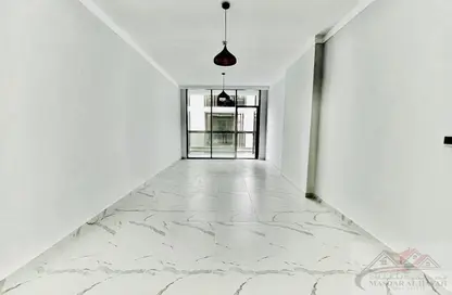 Apartment - 1 Bedroom - 2 Bathrooms for rent in Muwaileh 29 Building - Muwaileh - Sharjah