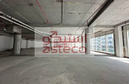 Office Space - Studio - 1 Bathroom for rent in Shining Towers - Al Khalidiya - Abu Dhabi