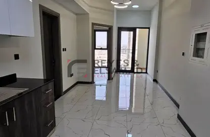 Apartment - 1 Bedroom - 2 Bathrooms for rent in Rukan Tower C - Rukan Tower - Rukan - Dubai Land - Dubai Apartment - 1 Bedroom - 2 Bathrooms for rent in Rukan Tower C - Rukan Tower - Rukan - Dubai Land - Dubai