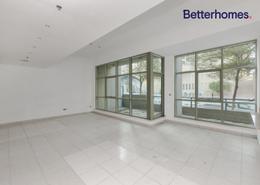 صورةغرفة فارغة لـ: فيلا - 3 غرف نوم - 4 حمامات للبيع في فيلات مارينا كواي - مراسي المارينا - دبي مارينا - دبي, صورة 1