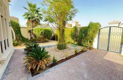 Villa - 4 Bedrooms - 5 Bathrooms for rent in Al Barsha South 1 - Al Barsha South - Al Barsha - Dubai