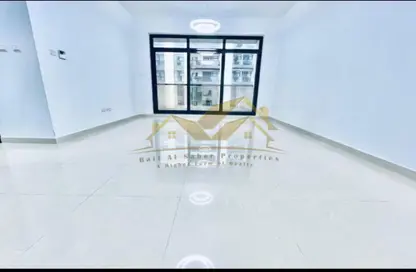 Apartment - 1 Bedroom - 2 Bathrooms for rent in Jumeirah Garden City - Al Satwa - Dubai