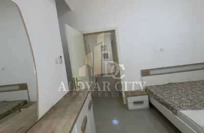 شقة - غرفة نوم - 2 حمامات للايجار في مساكن كورنيش عجمان - طريق كورنيش عجمان - عجمان