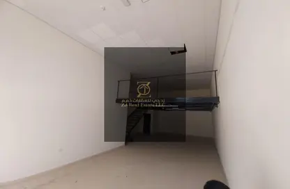 Warehouse - Studio - 1 Bathroom for rent in Ajman Industrial 1 - Ajman Industrial Area - Ajman