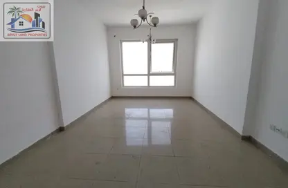 Apartment - 2 Bedrooms - 3 Bathrooms for rent in Al Khan Corniche - Al Khan - Sharjah