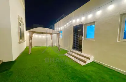 Apartment - 1 Bedroom - 1 Bathroom for rent in Khalifa City A Villas - Khalifa City A - Khalifa City - Abu Dhabi