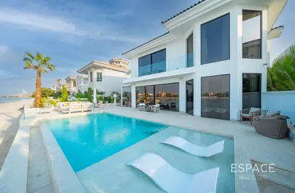 Villa - 6 Bedrooms - 6 Bathrooms for sale in Garden Homes Frond B - Garden Homes - Palm Jumeirah - Dubai