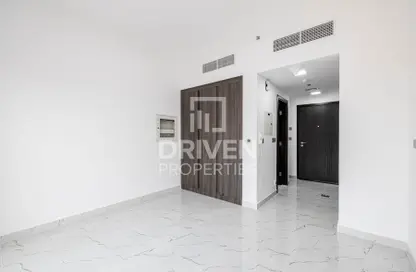Apartment - Studio - 1 Bathroom for rent in Time 1 - Dubai Land - Dubai