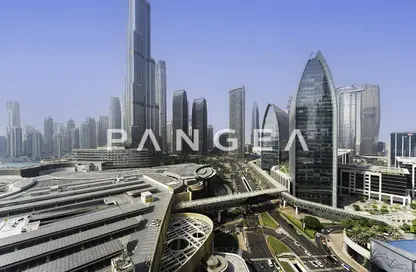 Apartment - Studio - 1 Bathroom for rent in The Dubai Mall Residences - Downtown Dubai - Dubai