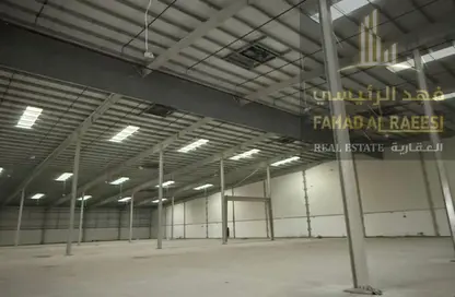 Warehouse - Studio - 1 Bathroom for rent in Umm Al Thuoob - Umm Al Quwain