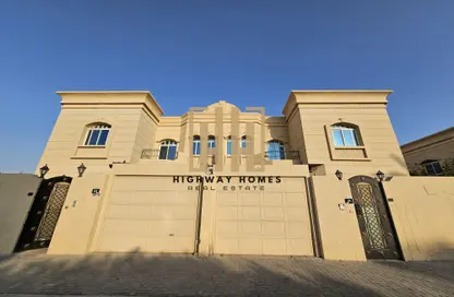 Villa - 4 Bedrooms - 5 Bathrooms for rent in Sharqan - Al Heerah - Sharjah