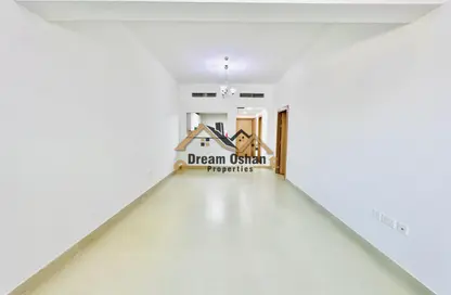 شقة - غرفة نوم - 2 حمامات للايجار في لي هواريزون ريزيدينس - المدينة العالمية المرحلة 2 - 4 الورسان - الورسان - دبي